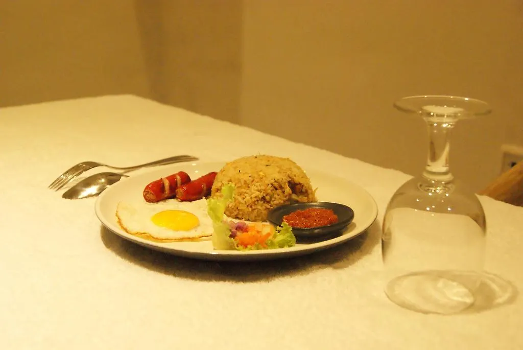 Guest house Sugiras Living Hotel Denpasar